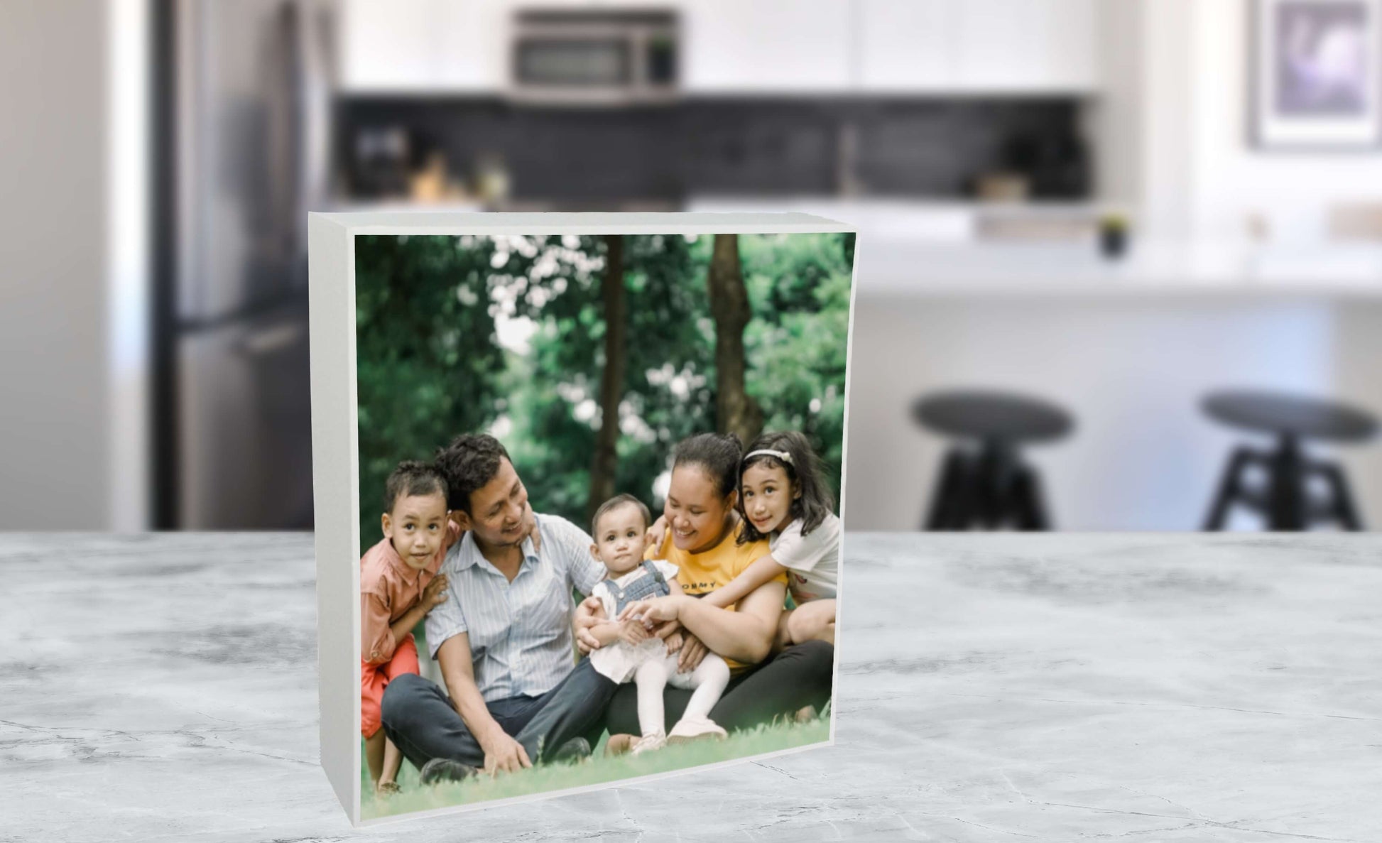 White Coated Wood Photo Block 7x7 with Aluminum Panel and edge to edge printing and no frame look