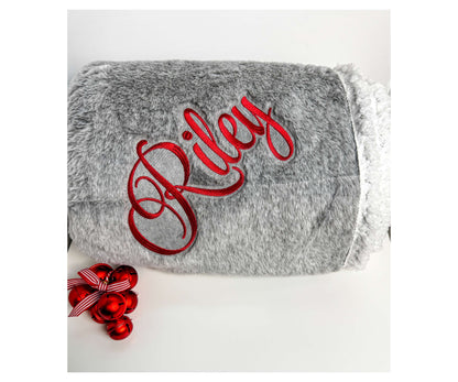 Personalized Embroidered Throw Blanket – Light Gray (50'x60')